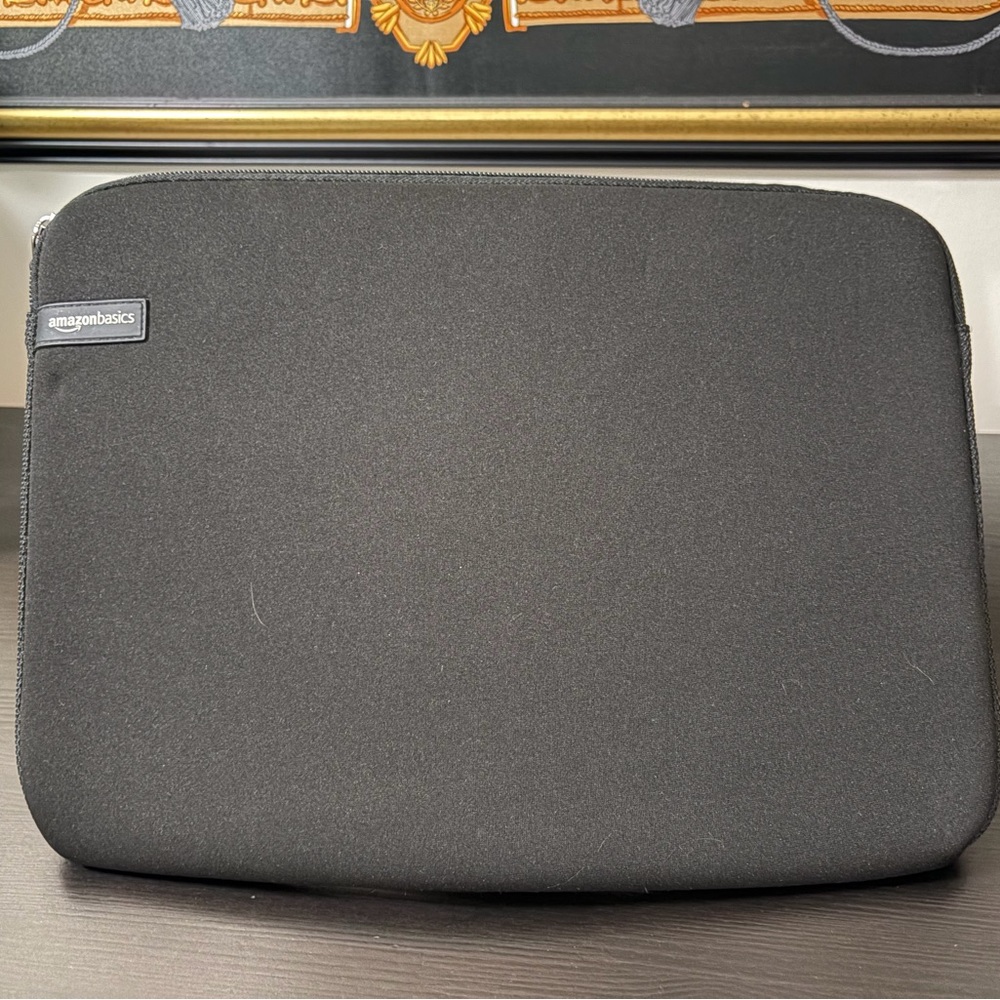 AmazonBasics Black Laptop Sleeve